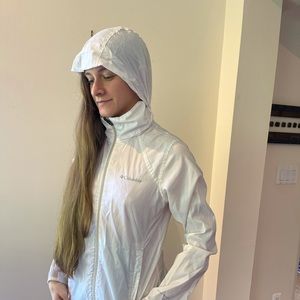 Columbia windbreaker